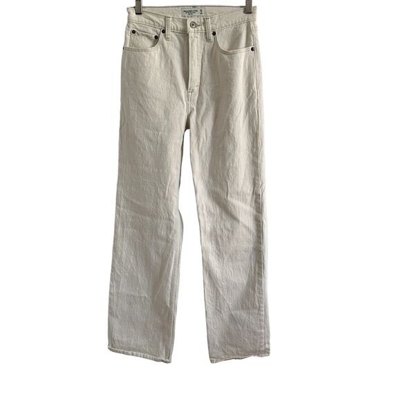 Abercrombie & Fitch Denim - Abercrombie & Fitch The 90s High Rise Relaxed Jeans Size 26/2R Cream